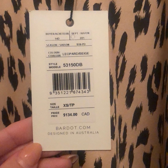Bardot Leopard print dress size XS - Picture 3 of 3